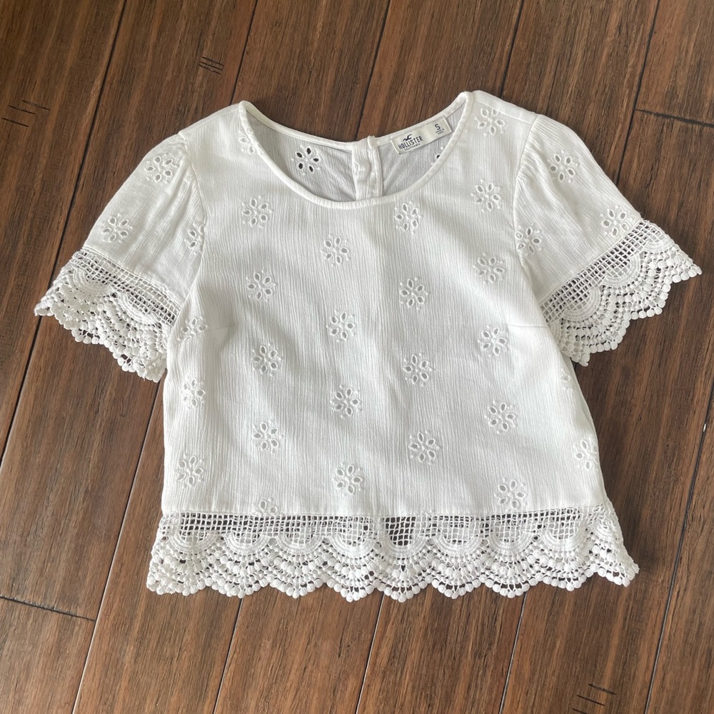 Linen Hollister Tee